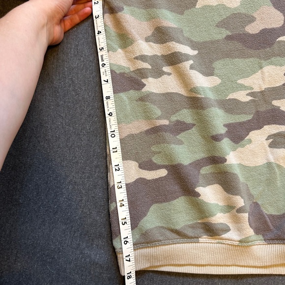 Arie Good Vibes Oversized Cameo Quarter Zip - Picture 8 of 8